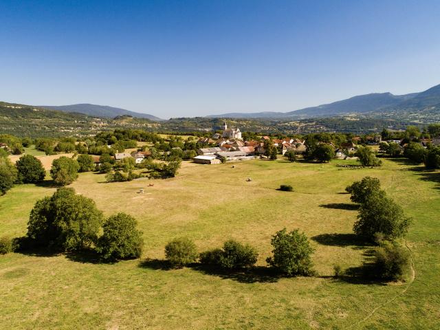 Vue sur le village de Saint-Martin-de-Bavel